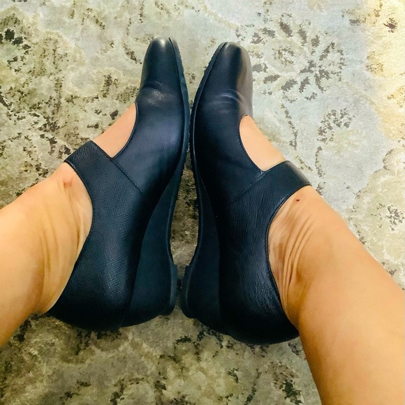 Genuine leather MUNRO shoes 🖤🖤 - Picture 3 of 9